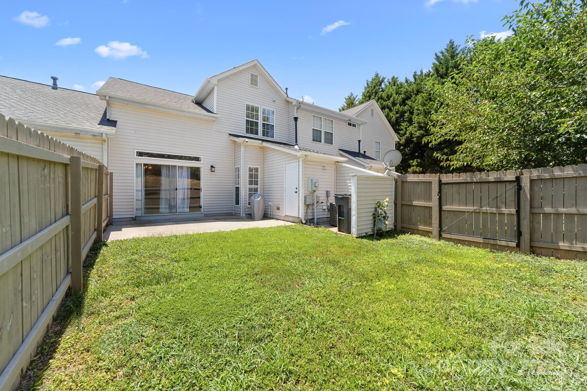 4313 Eaves Lane Charlotte NC 28215