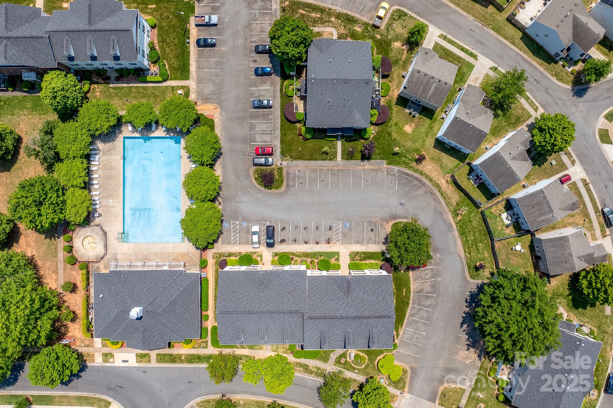 4313 Eaves Lane Charlotte NC 28215