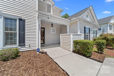 4313 Eaves Lane Charlotte NC 28215