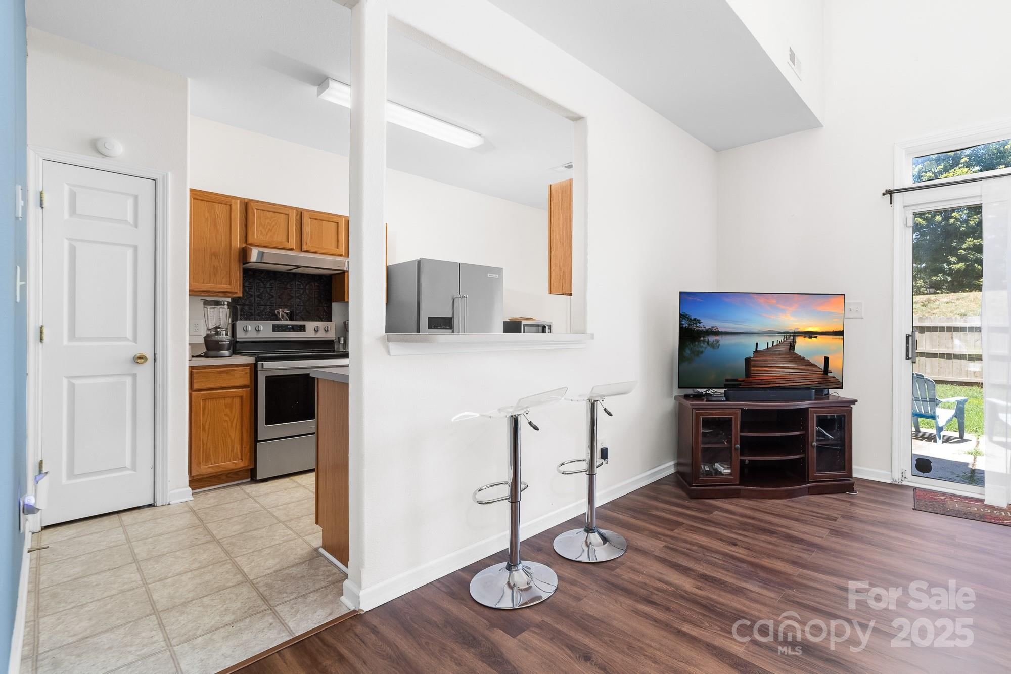 4313 Eaves Lane Charlotte NC 28215