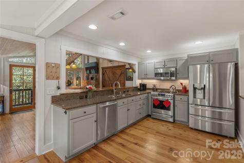 464 Franklin Road Highlands NC 28741