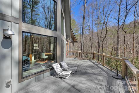 70 Unvdatlvi Court Brevard NC 28712