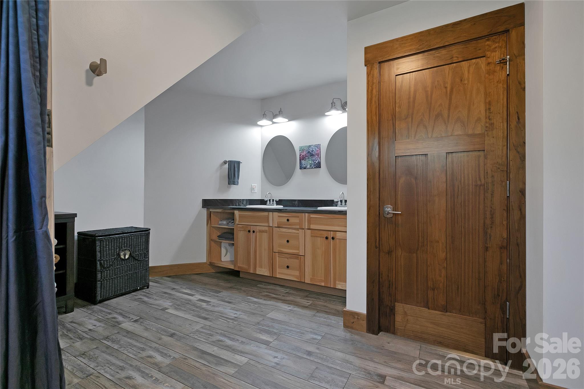 70 Unvdatlvi Court Brevard NC 28712