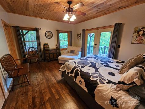 168 Atlantic Falls Trail Black Mountain NC 28711