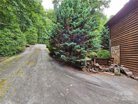 168 Atlantic Falls Trail Black Mountain NC 28711