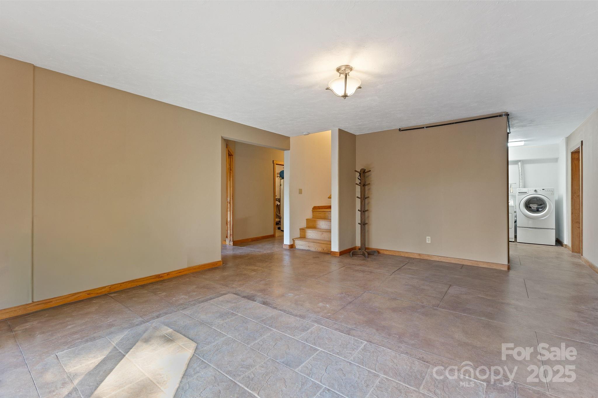 96 & 97 Old Cove Road Black Mountain NC 28711