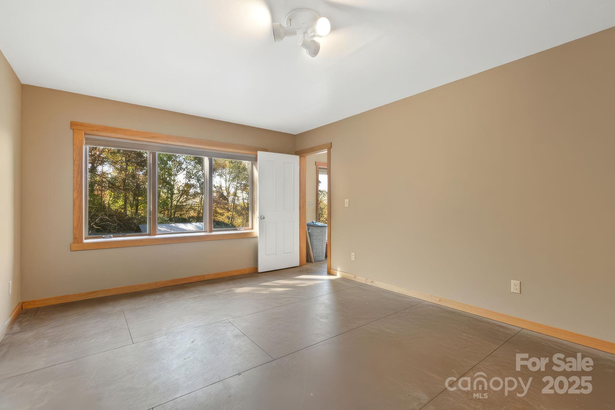 96 & 97 Old Cove Road Black Mountain NC 28711