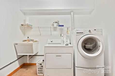 96 & 97 Old Cove Road Black Mountain NC 28711