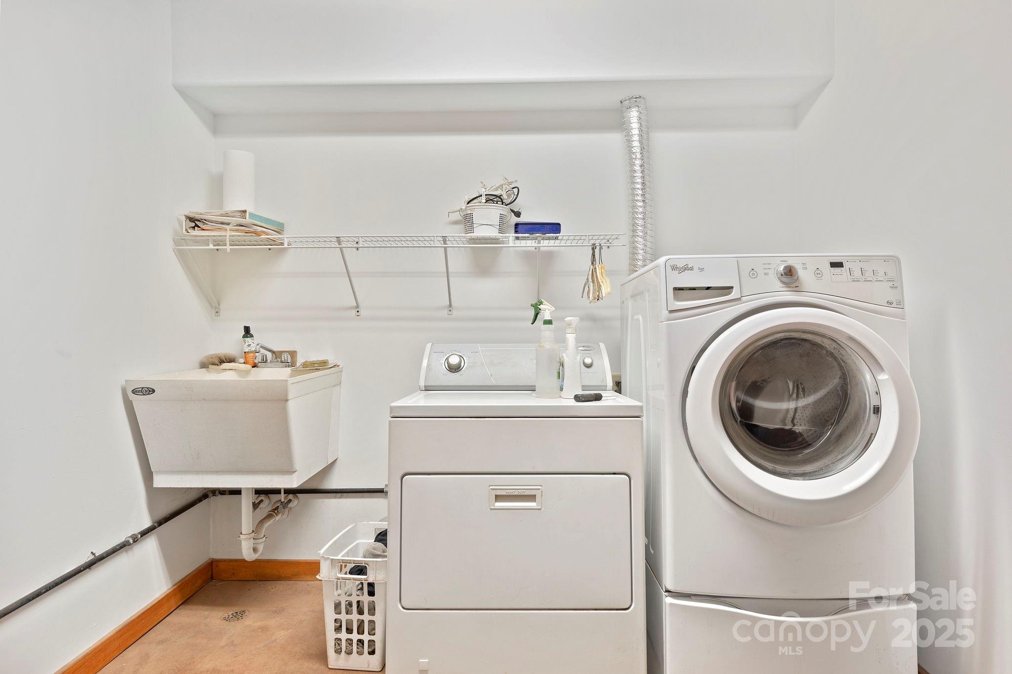 96 & 97 Old Cove Road Black Mountain NC 28711