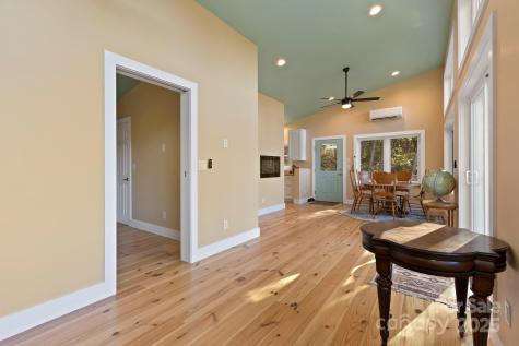 96 & 97 Old Cove Road Black Mountain NC 28711