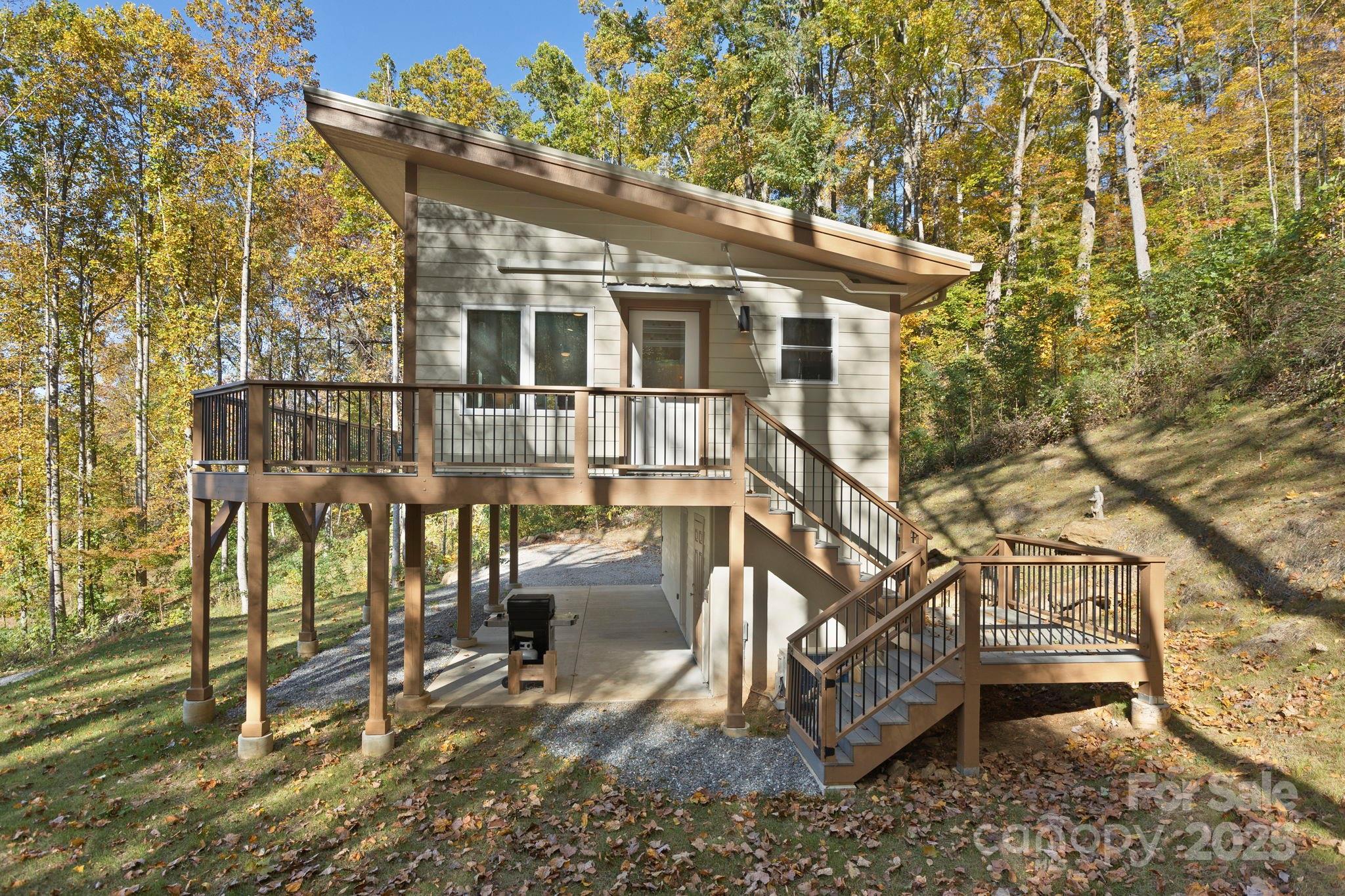 96 & 97 Old Cove Road Black Mountain NC 28711