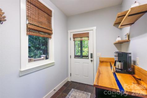 83 Allspice Court Tuckasegee NC 28783