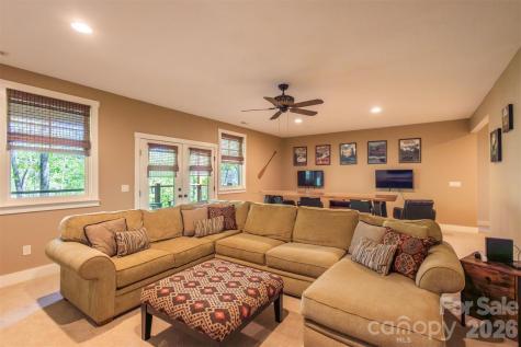 83 Allspice Court Tuckasegee NC 28783