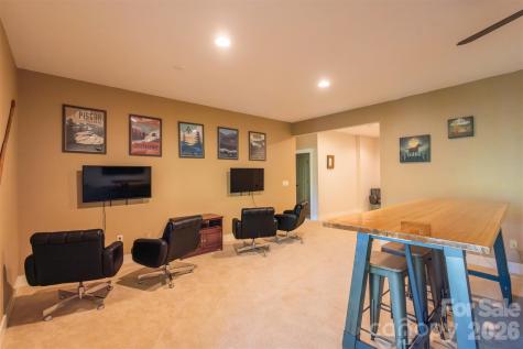 83 Allspice Court Tuckasegee NC 28783