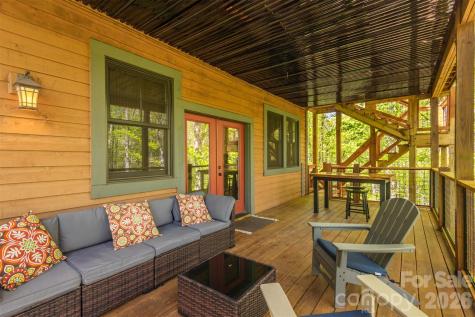 83 Allspice Court Tuckasegee NC 28783