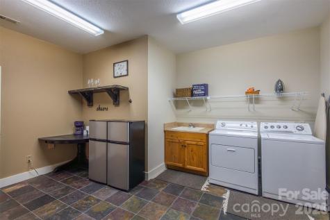 83 Allspice Court Tuckasegee NC 28783
