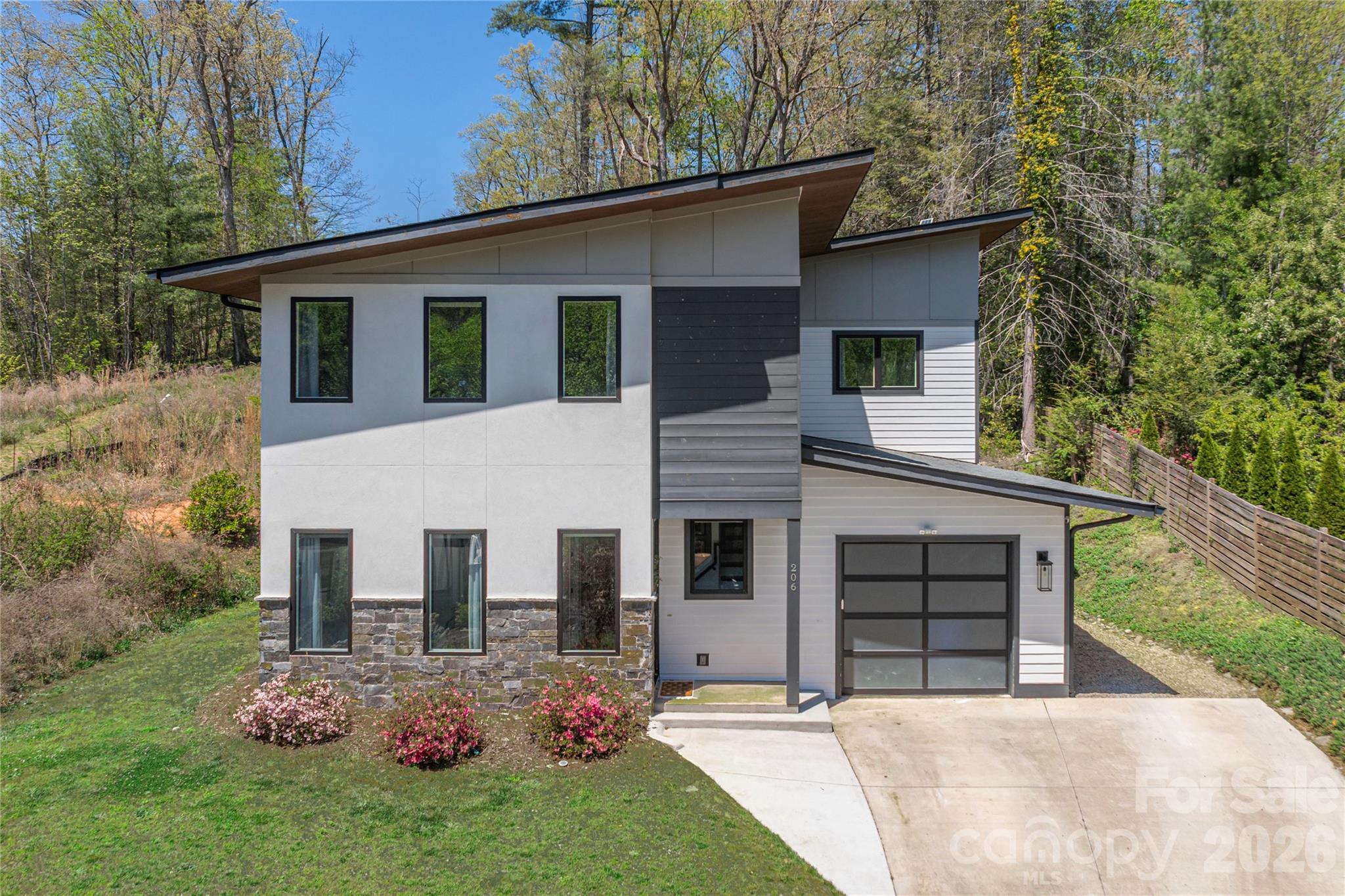 206 Torch Light Way Asheville NC 28806