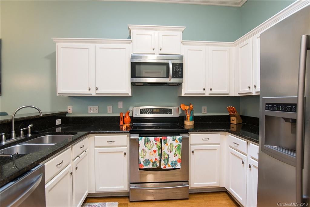 6613 Charter Hills Road Charlotte NC 28277