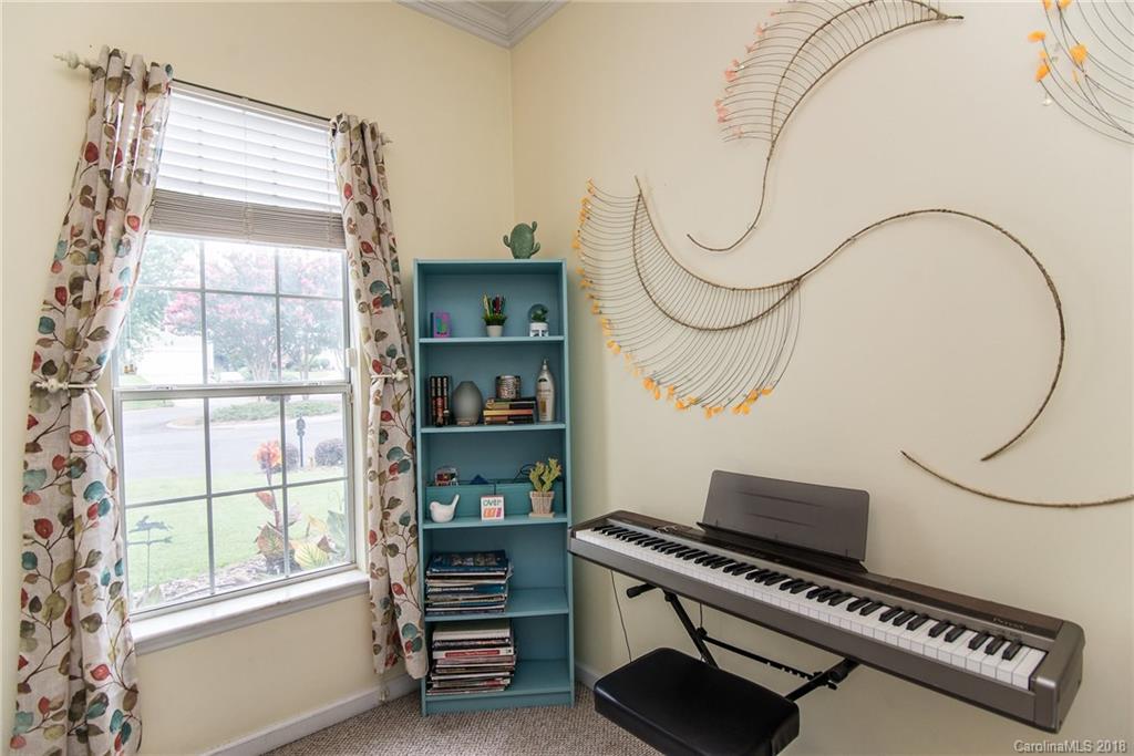 6613 Charter Hills Road Charlotte NC 28277