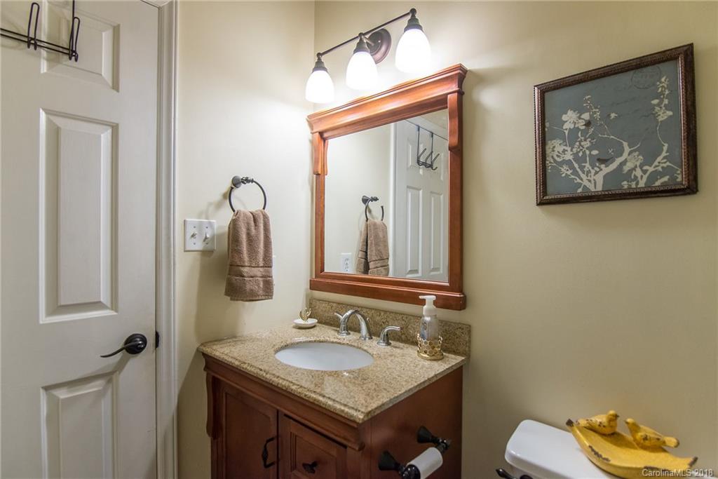 6613 Charter Hills Road Charlotte NC 28277