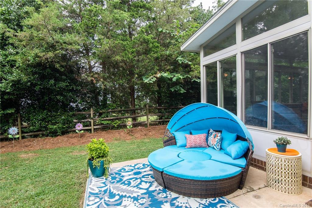 6613 Charter Hills Road Charlotte NC 28277