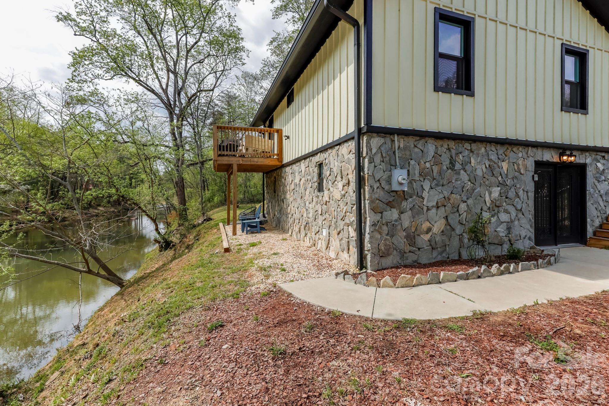 6375 Us 64/74a Highway Lake Lure NC 28746