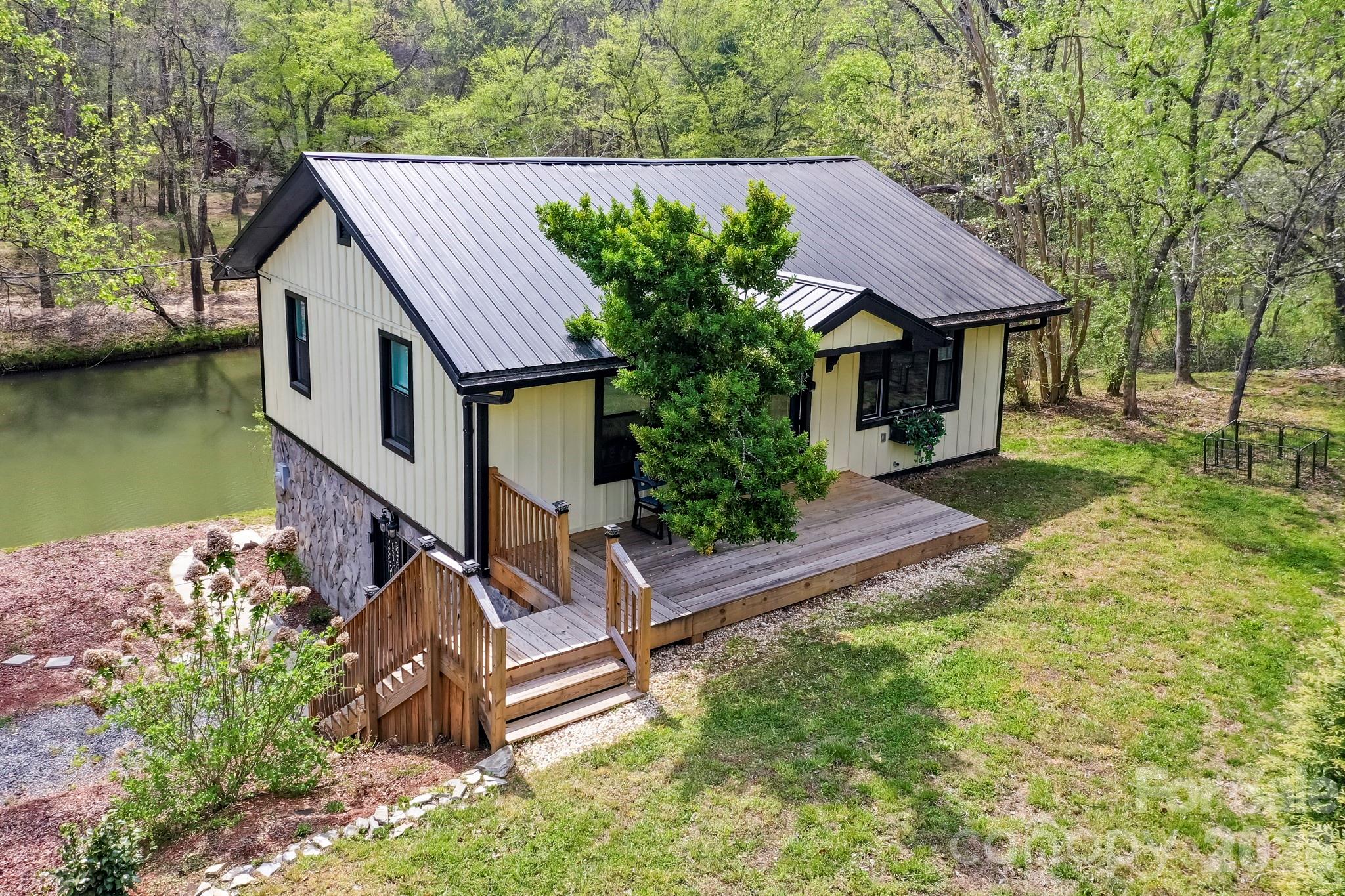 6375 Us 64/74a Highway Lake Lure NC 28746