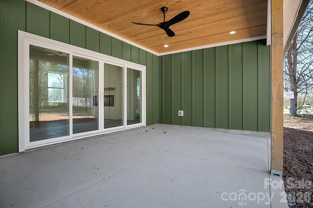 404 Jc Dellinger Road Cherryville NC 28021