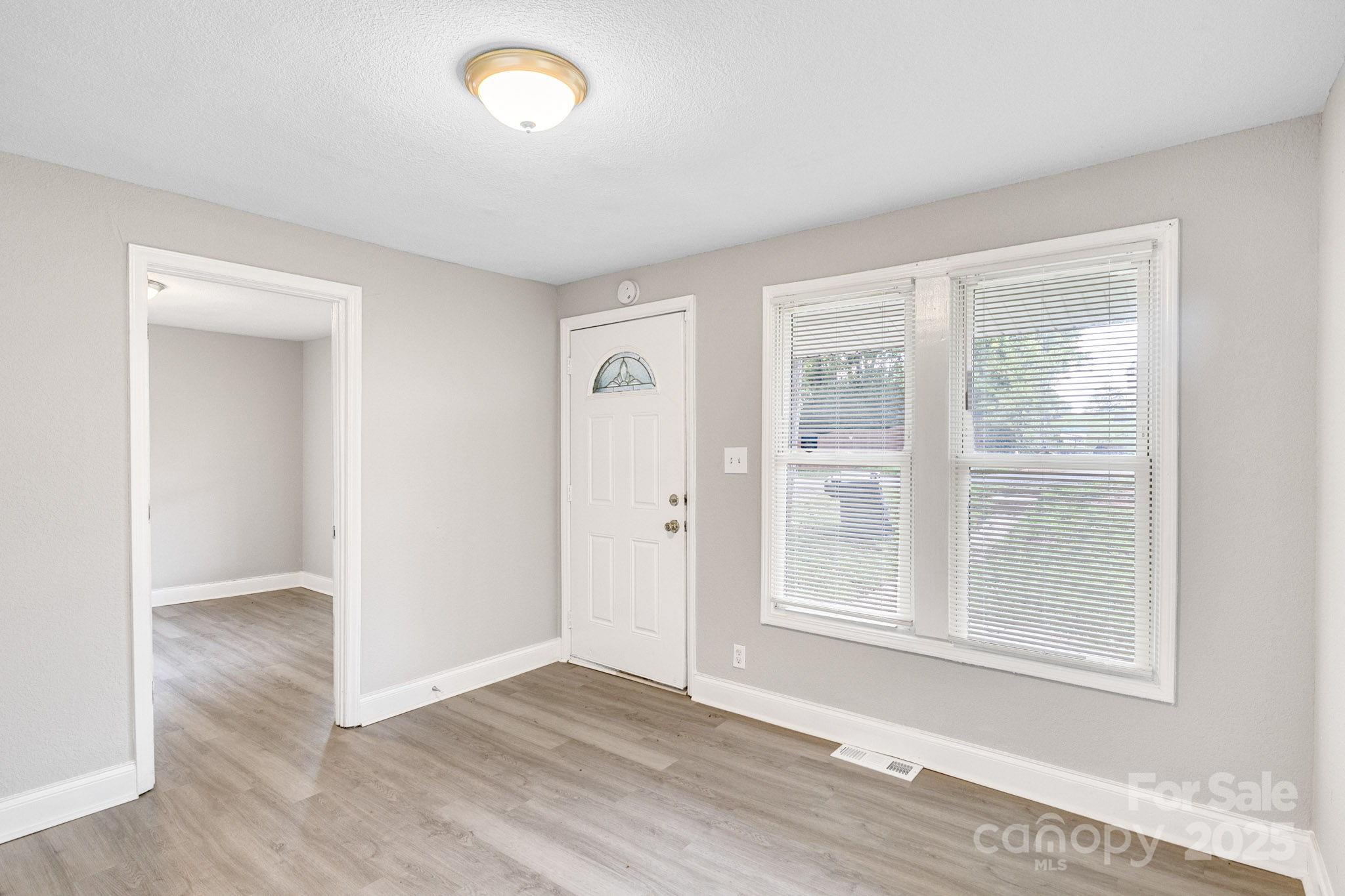 4229 Plato Circle Charlotte NC 28208