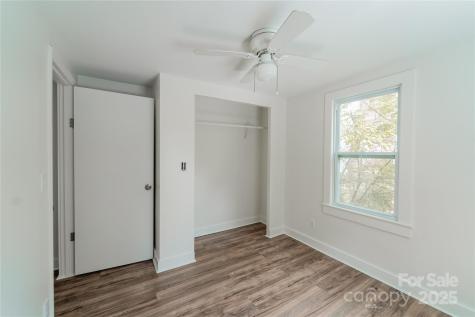 13 Park Lane Avenue Asheville NC 28806