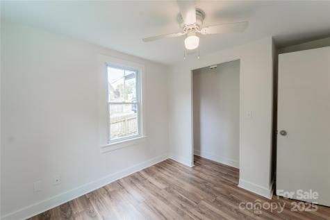 13 Park Lane Avenue Asheville NC 28806