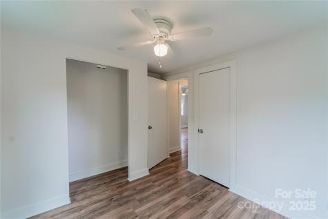 13 Park Lane Avenue Asheville NC 28806