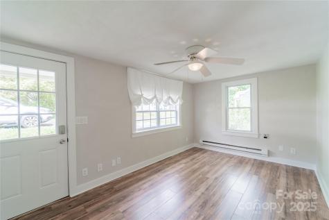 13 Park Lane Avenue Asheville NC 28806