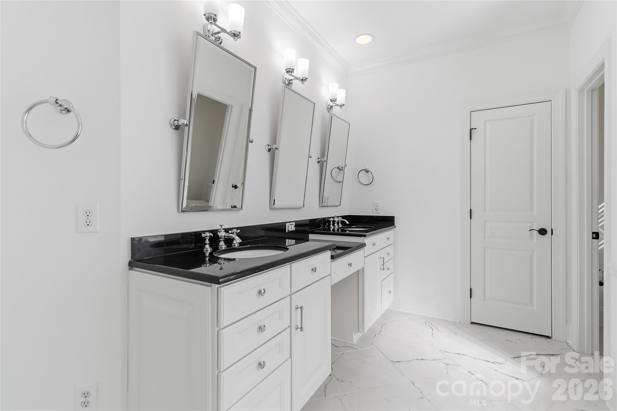 5613 Fairway View Drive Charlotte NC 28277