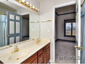 125 Stonecrest Drive Asheville NC 28803