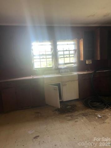 547 Indian Hill Road Olin NC 28660