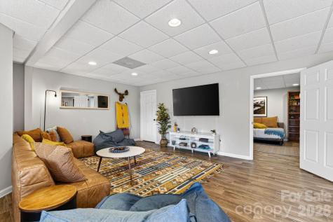 99 Margaret Drive Leicester NC 28748