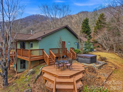 99 Margaret Drive Leicester NC 28748