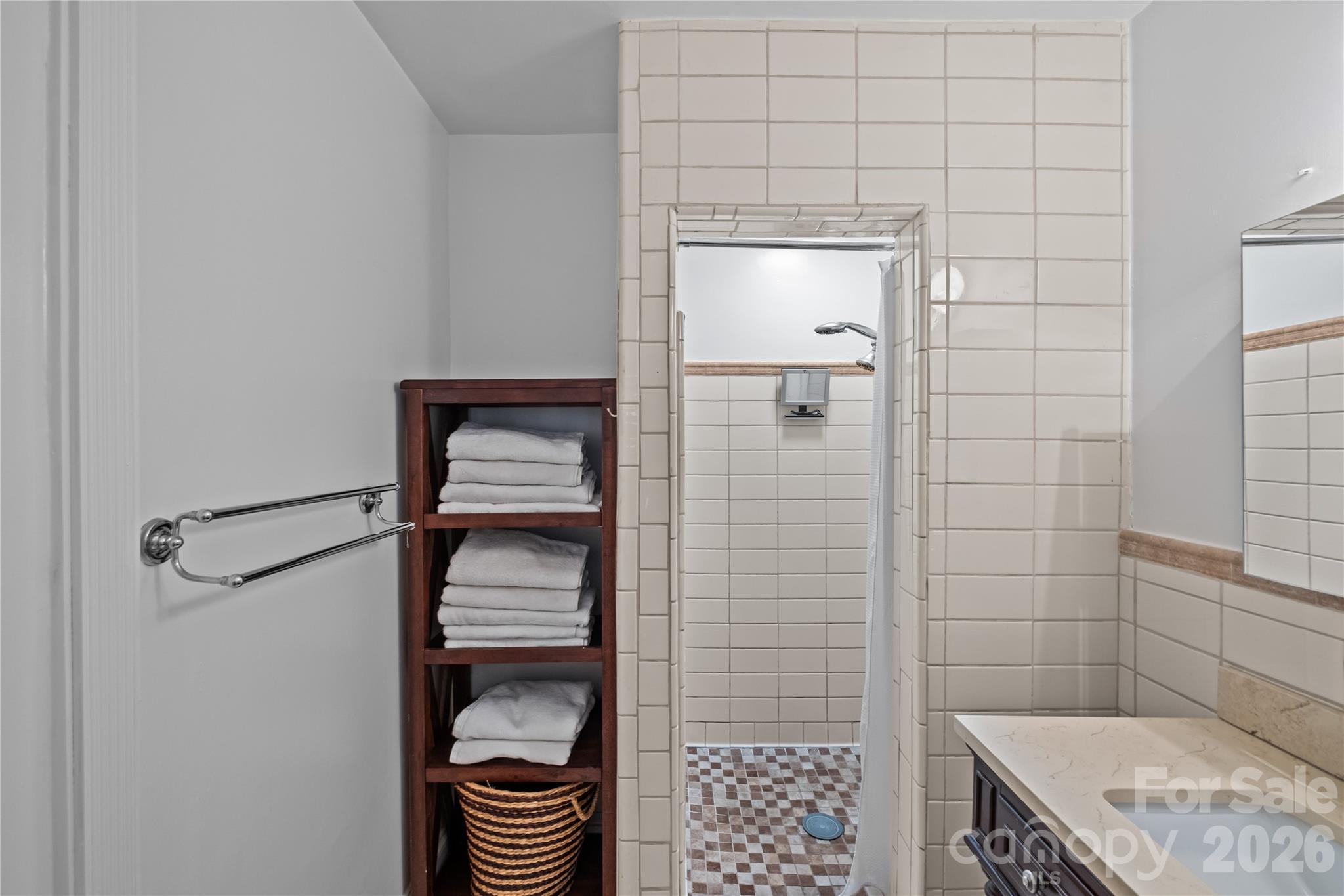 233 Chiswick Road Charlotte NC 28211