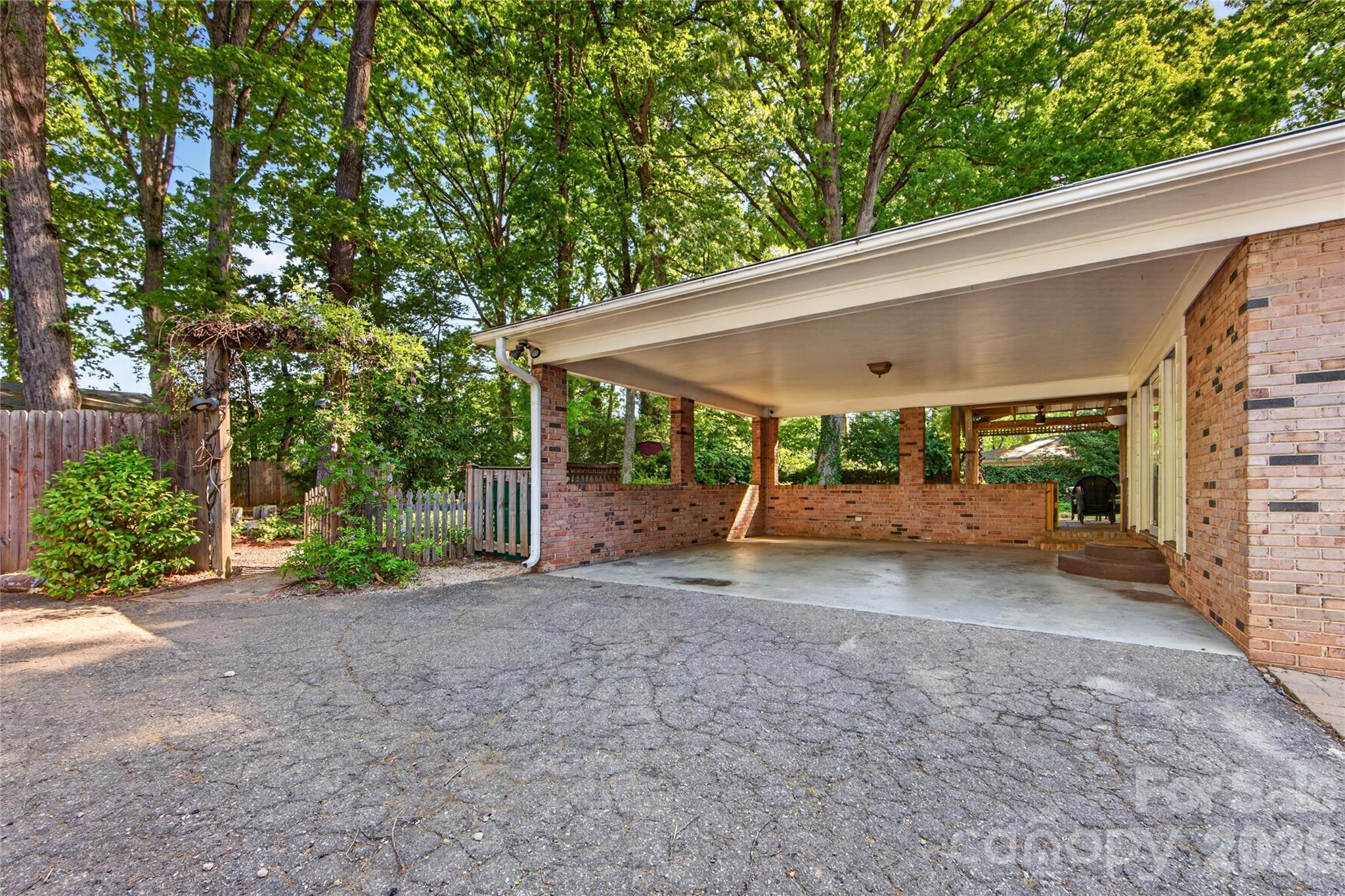 233 Chiswick Road Charlotte NC 28211