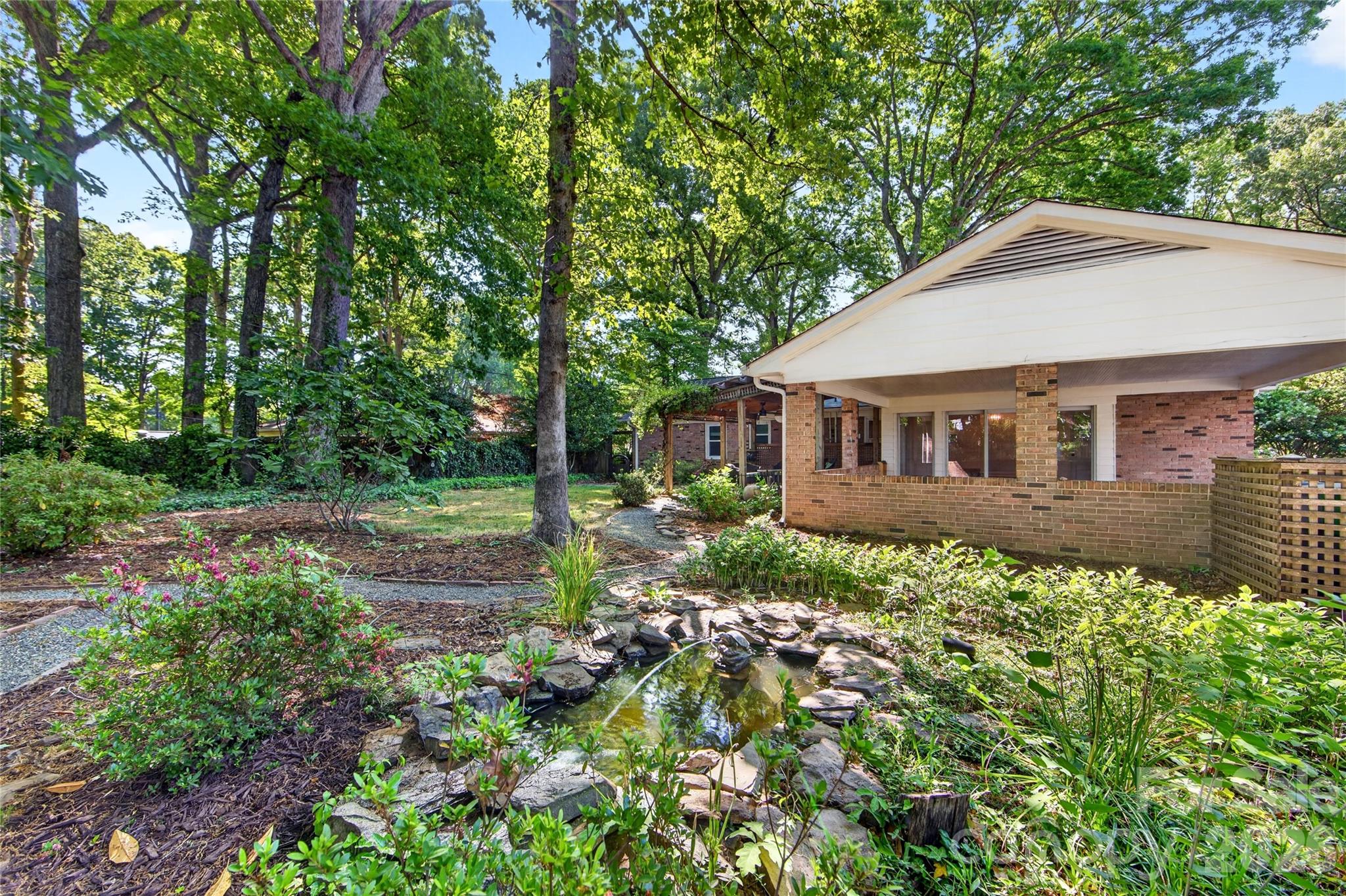 233 Chiswick Road Charlotte NC 28211