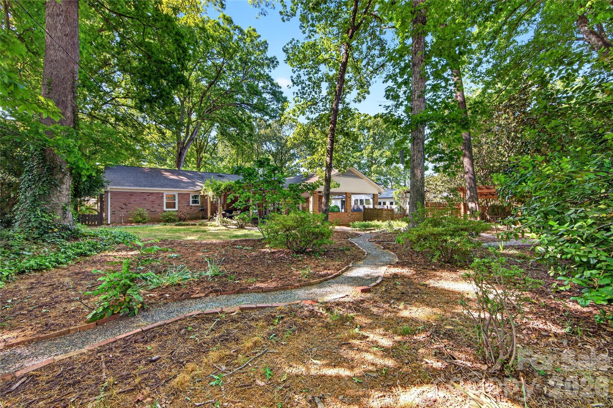 233 Chiswick Road Charlotte NC 28211