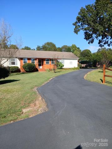 218 Muldoon Lane Clover SC 29710