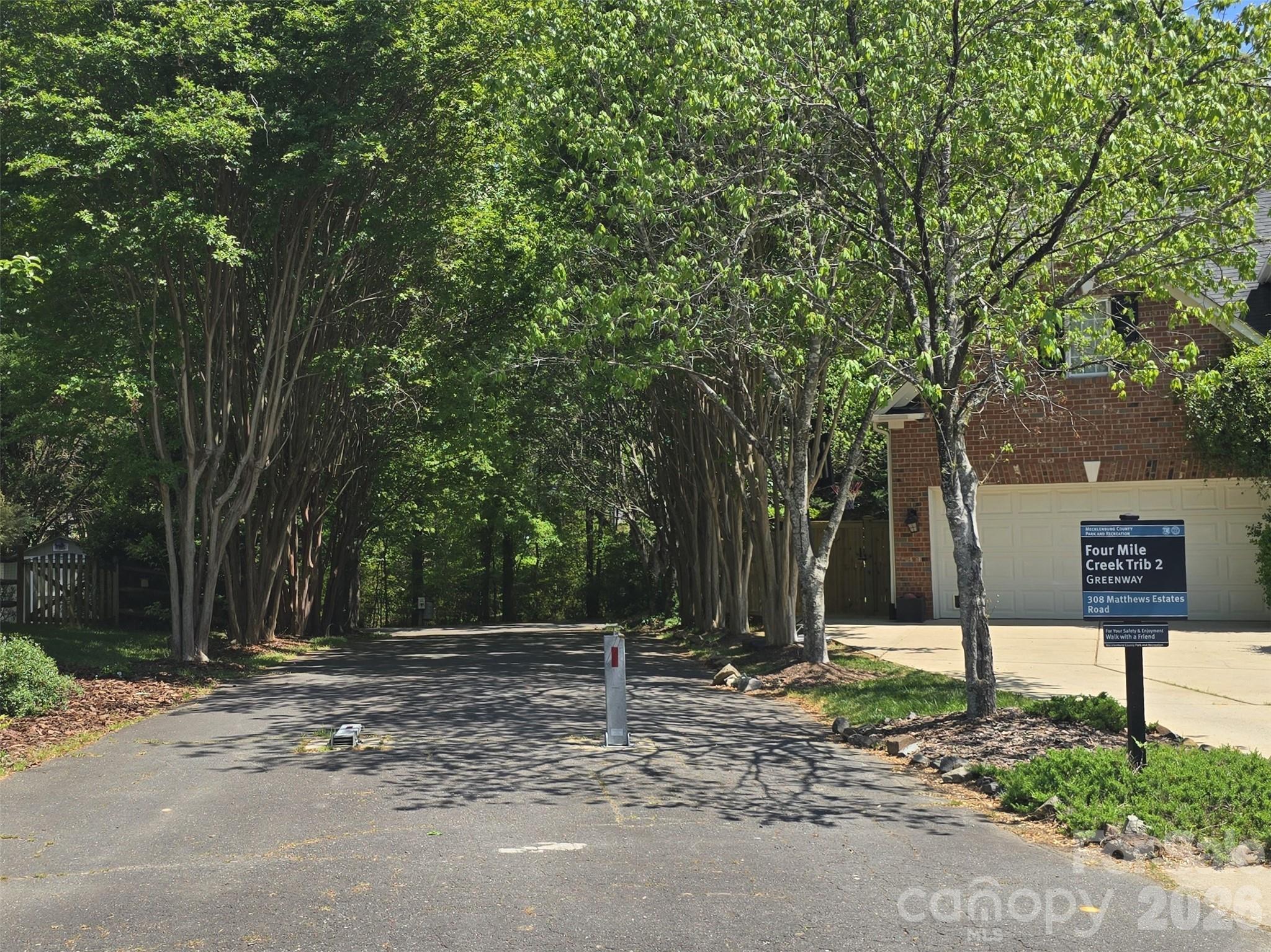936 Timber Knoll Drive Matthews NC 28105