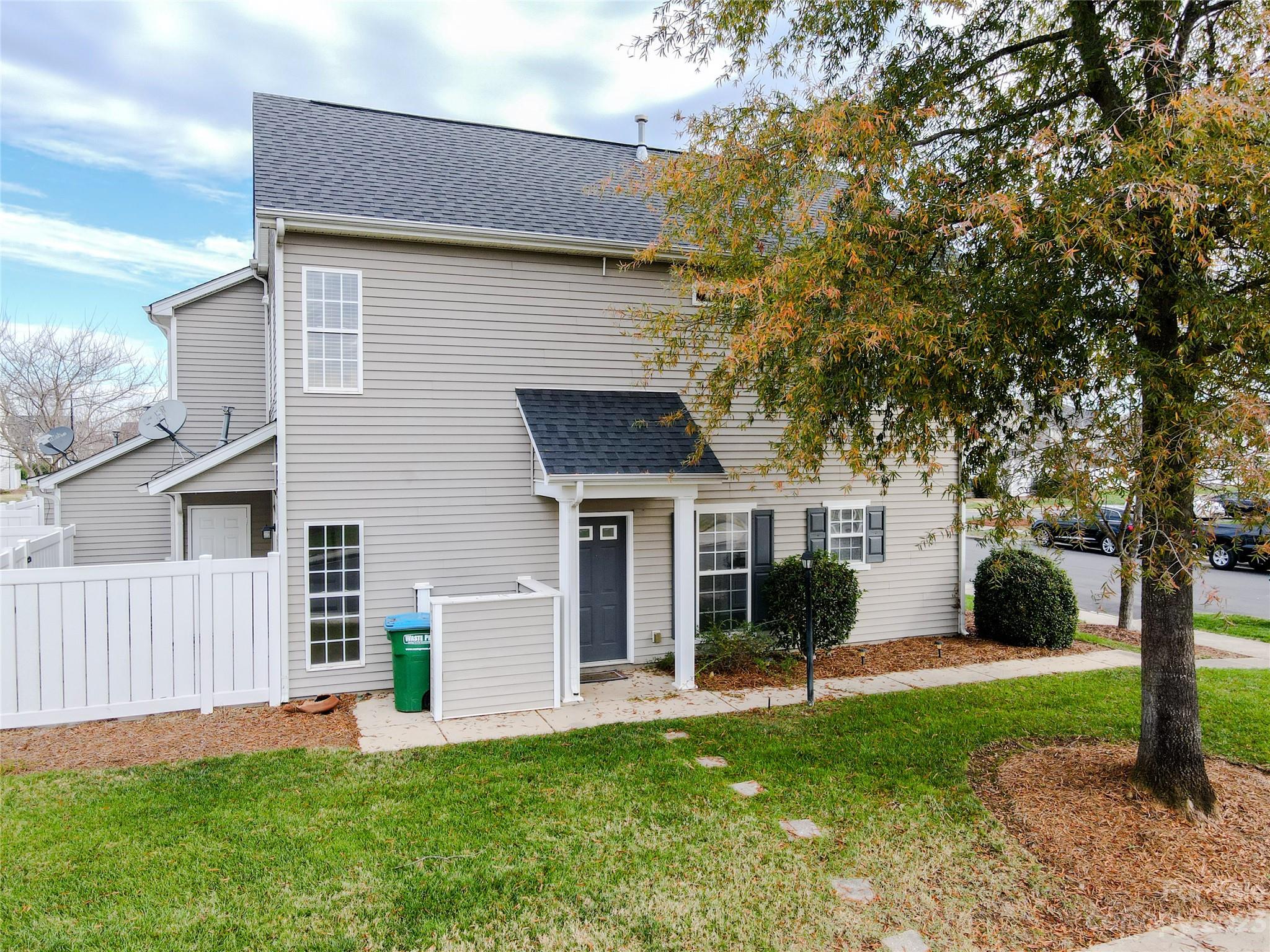 6334 Kee Lane Harrisburg NC 28075