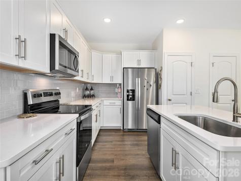 129 Cherry Springs Lane Asheville NC 28804