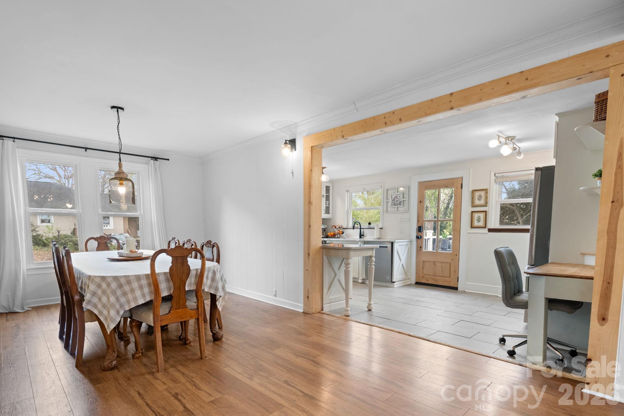 95 18th Avenue NW Hickory NC 28601