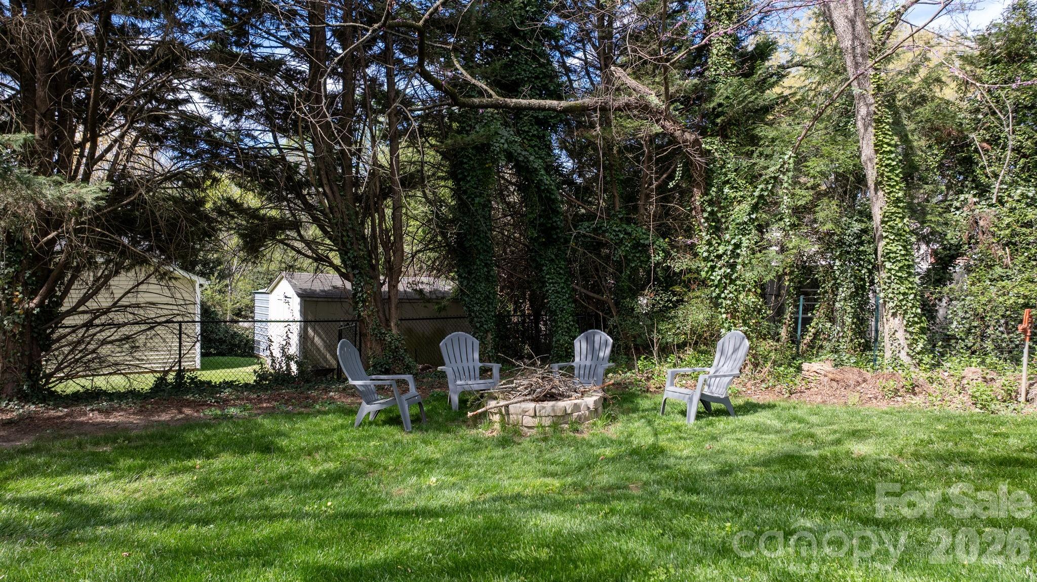 95 18th Avenue NW Hickory NC 28601
