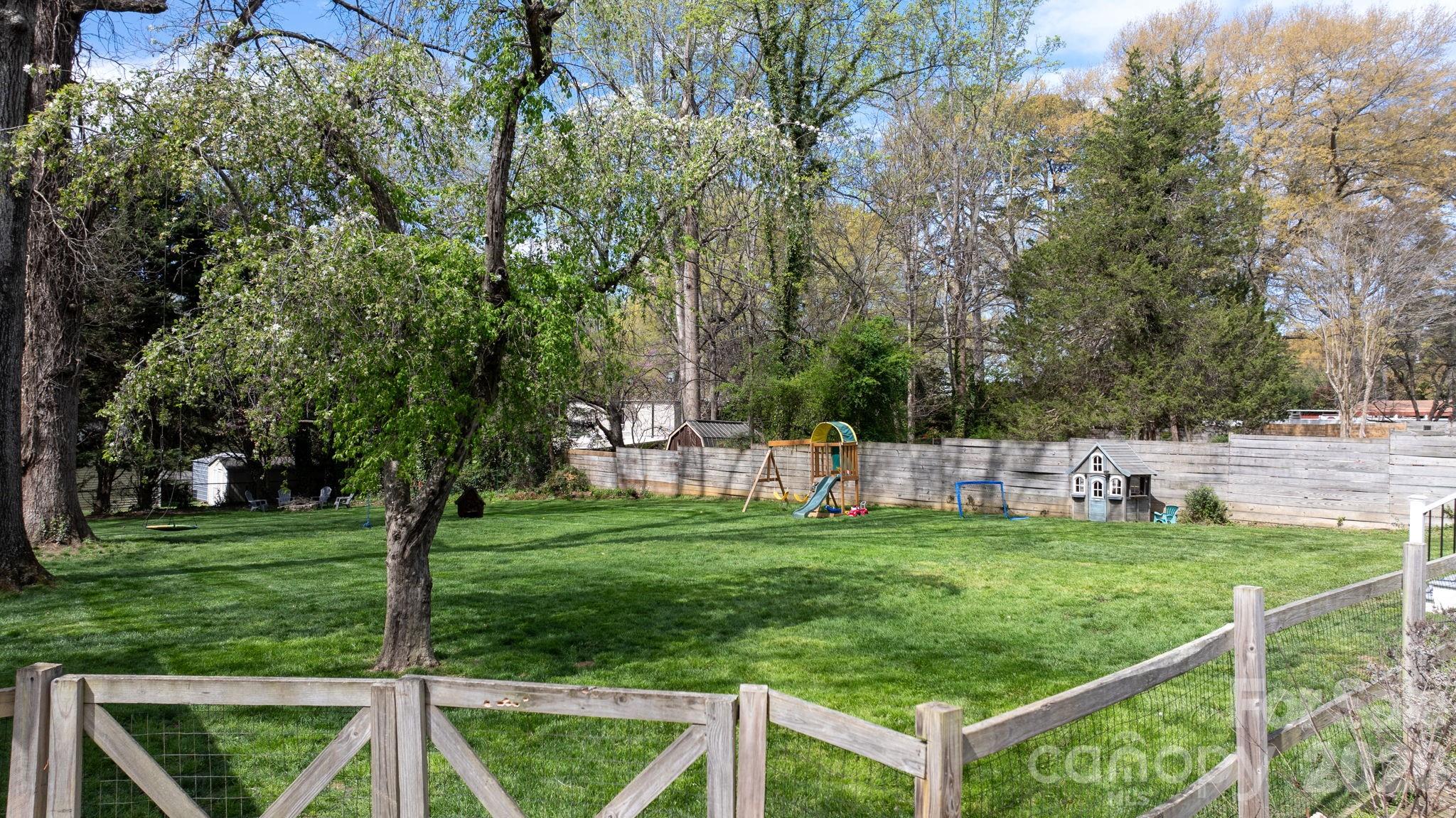 95 18th Avenue NW Hickory NC 28601