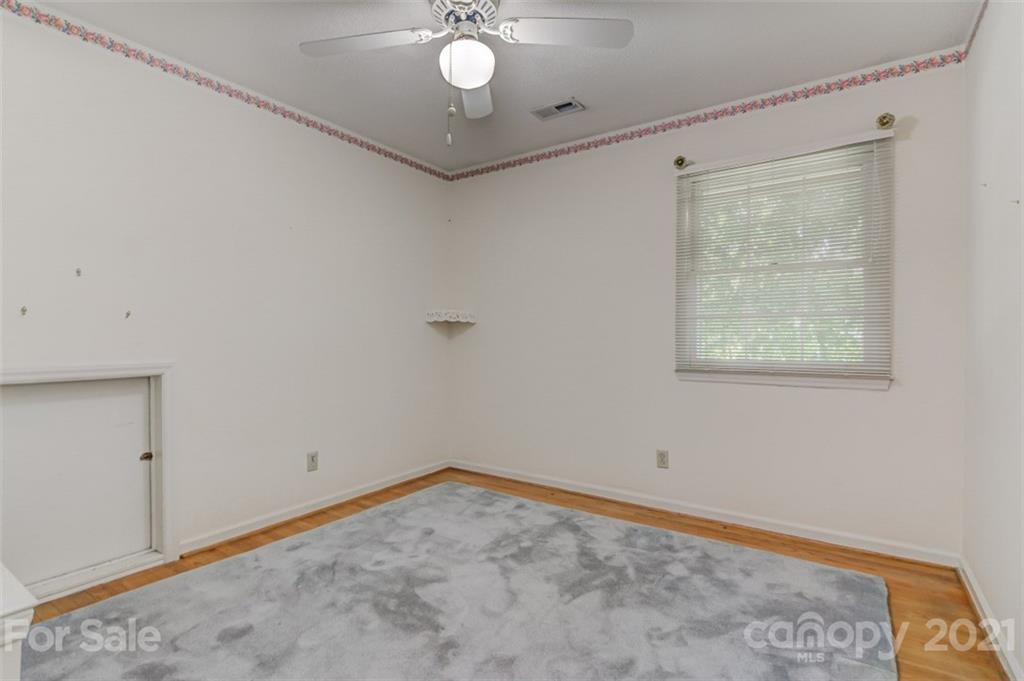 1517 Laurel Lane Gastonia NC 28054